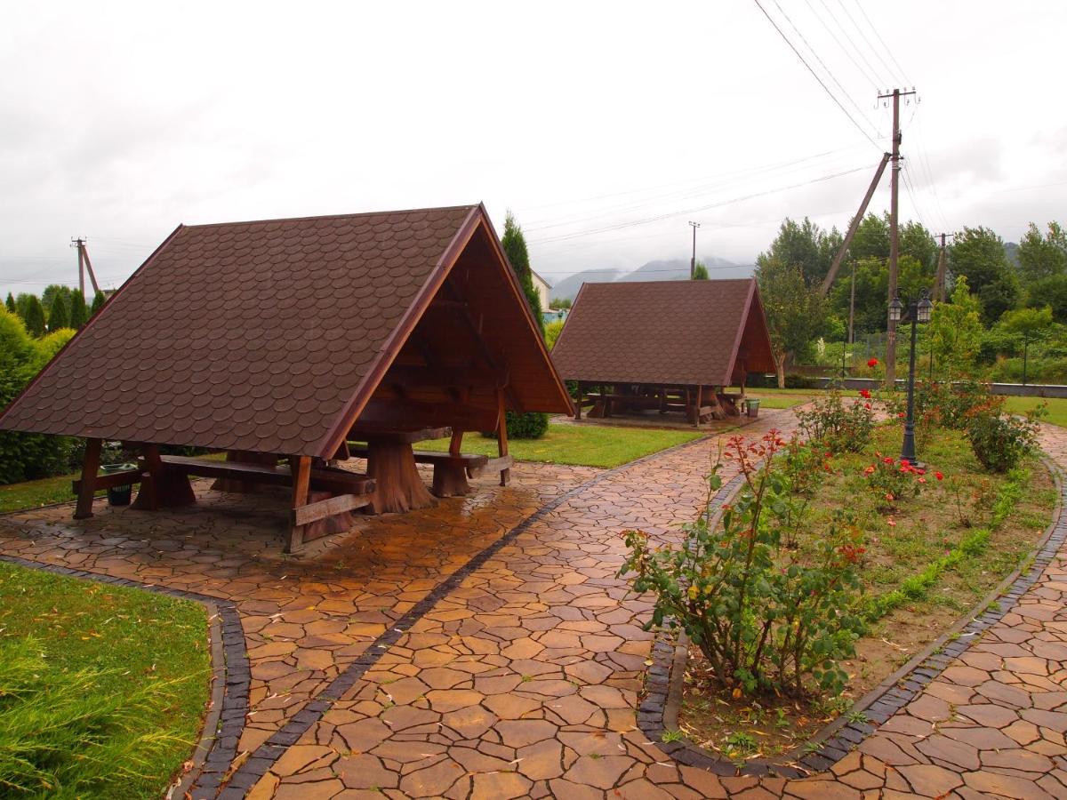 Tulipan Hotel Aquapark Vyshkove Esterno foto