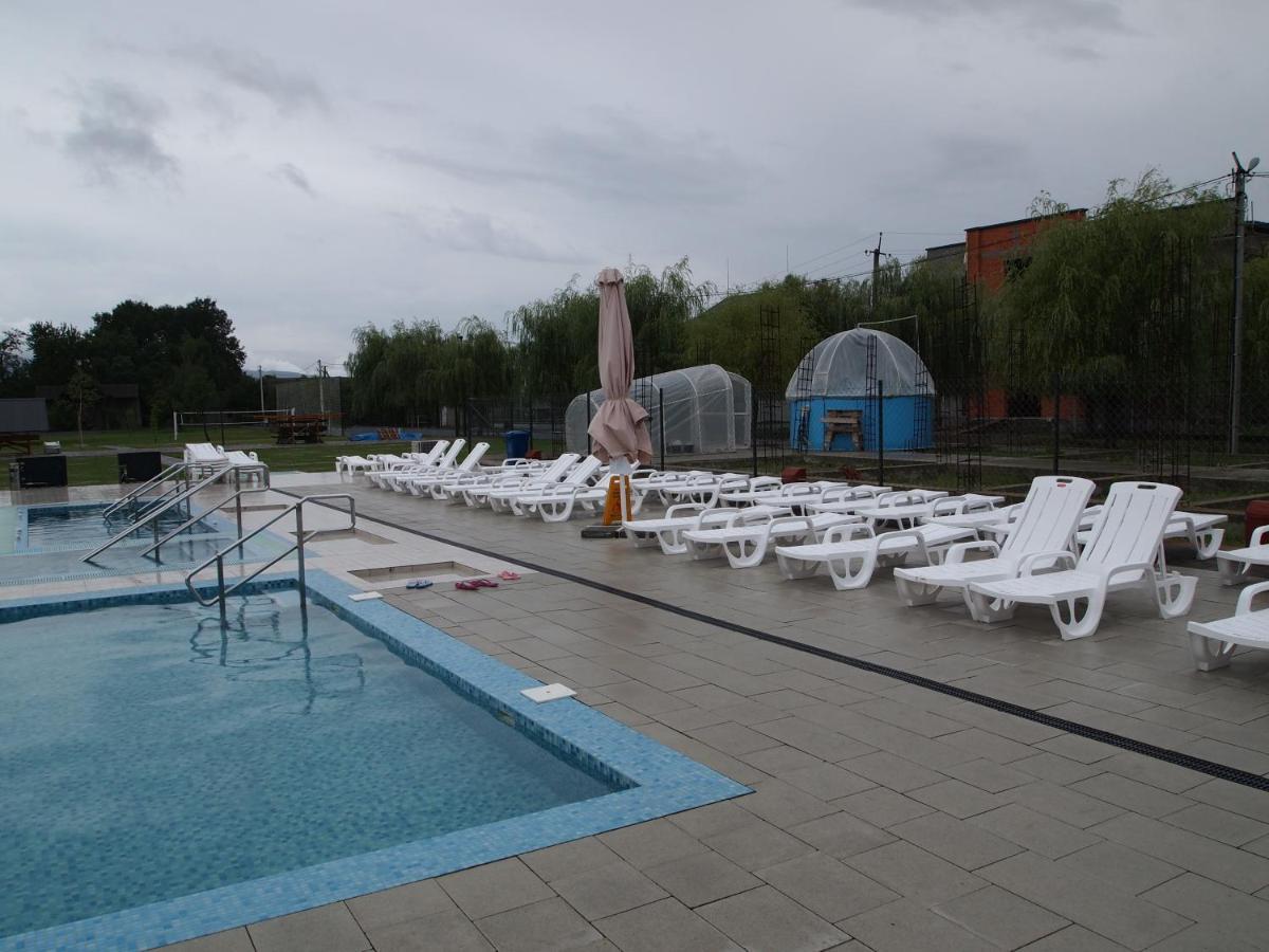 Tulipan Hotel Aquapark Vyshkove Esterno foto