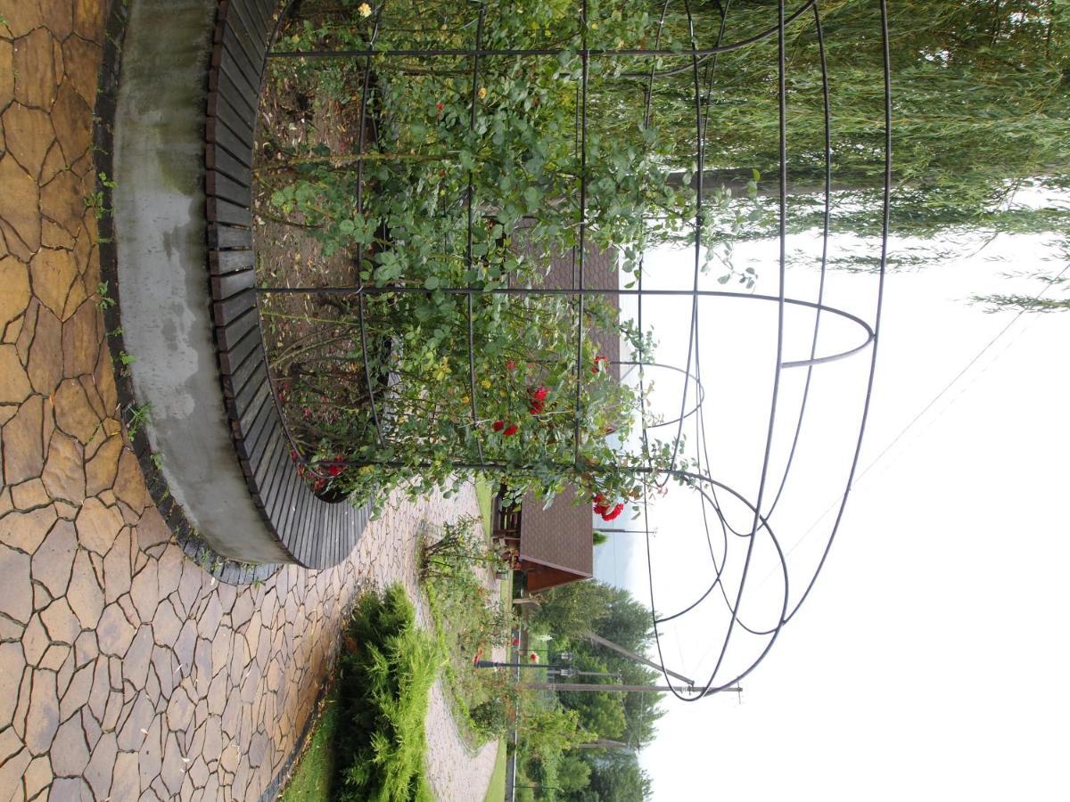 Tulipan Hotel Aquapark Vyshkove Esterno foto