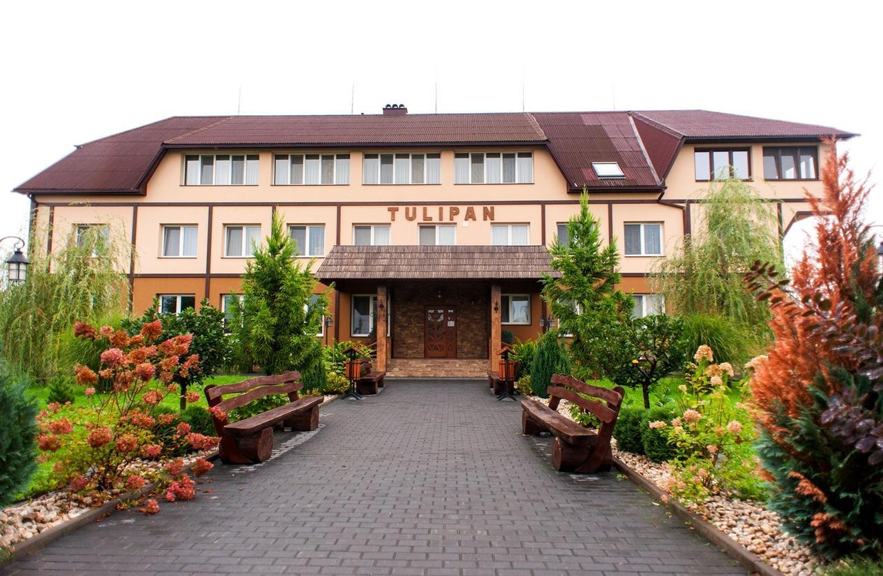 Tulipan Hotel Aquapark Vyshkove Esterno foto